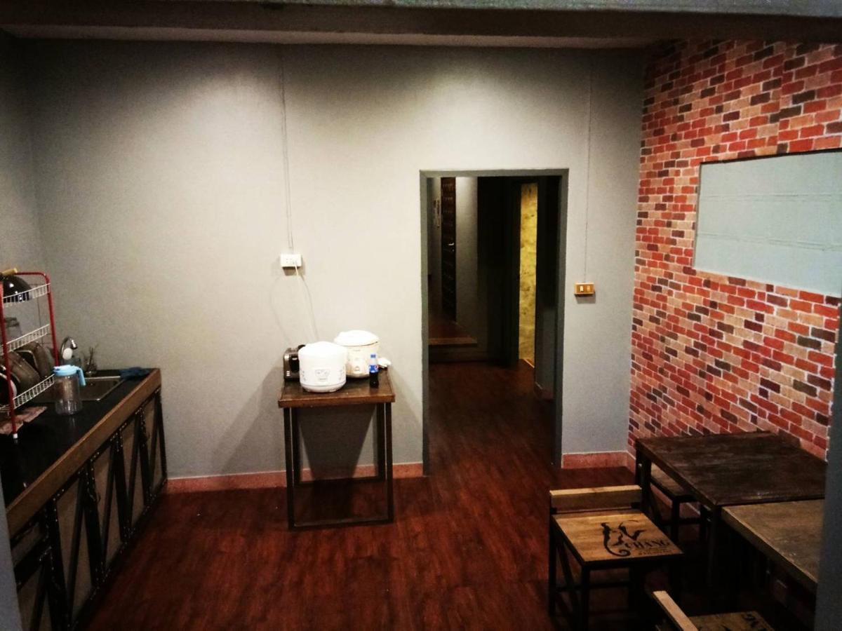 Chang Bed And Bar Hostel (Adults Only) Surat Thani Dış mekan fotoğraf